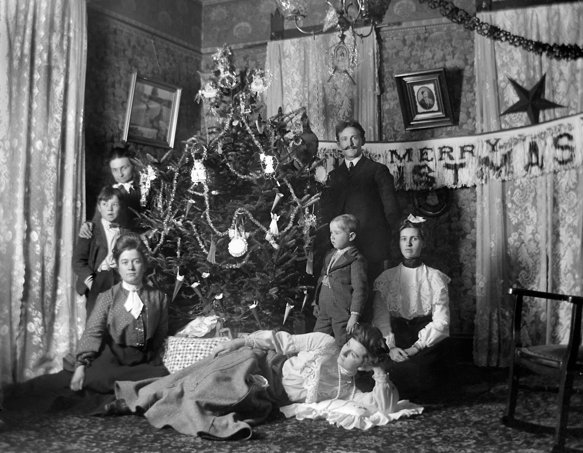 christmas history - The History Of Christmas In England at Angela Link blog