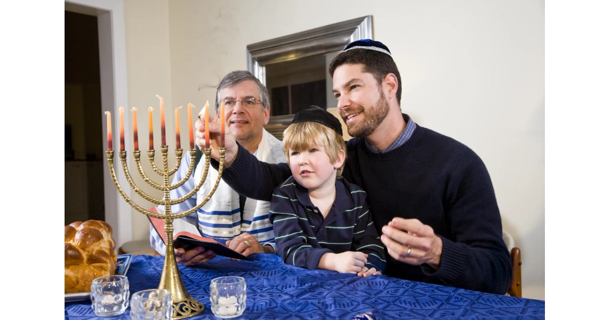24 Jewish Christmas Printable Pages for Kids